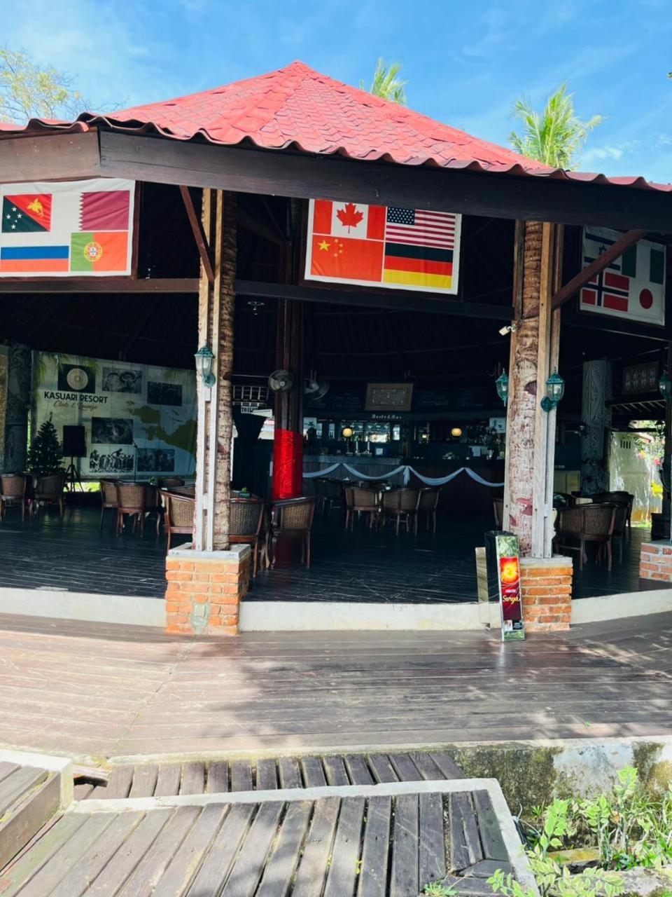 Kasuari Valley Beach Resort Sorong Ngoại thất bức ảnh