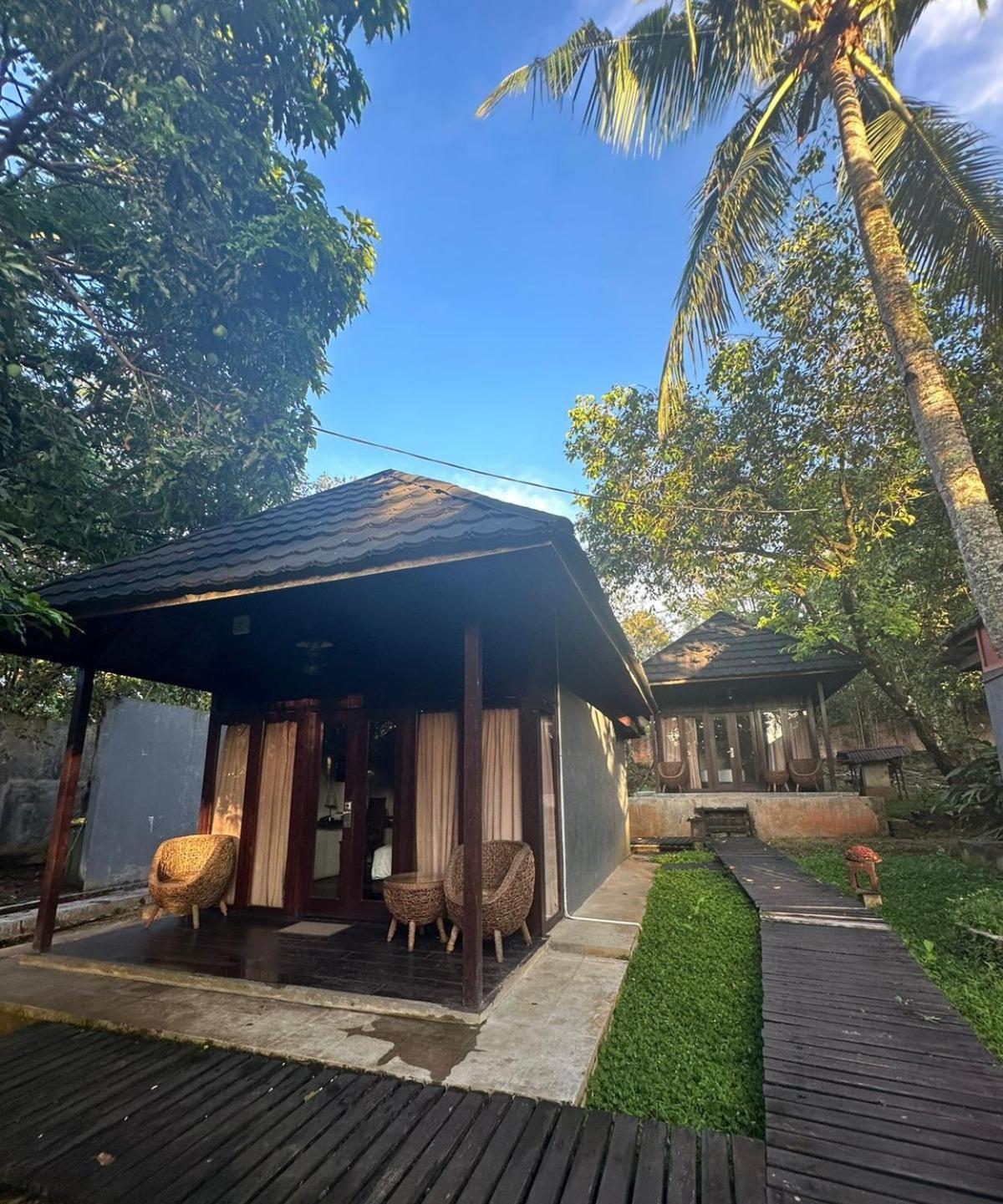Kasuari Valley Beach Resort Sorong Ngoại thất bức ảnh